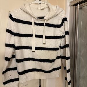 Striped Hooded Pullover Sweater - White & Black